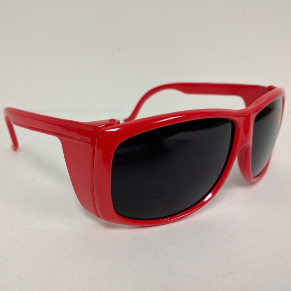 NWT True Vintage Wrap around w/side shield super dark smoke lens sunglasses - Picture 1 of 11